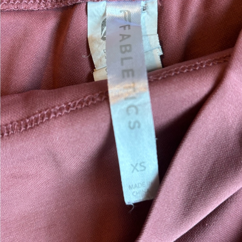 Fabletics Modal Relaxed Set! - Picture 5 of 7